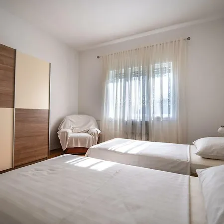 Nono Apartment *